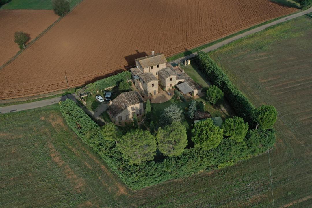 Casale Il Colombaio Di Toiano Guest House Valli Luaran gambar